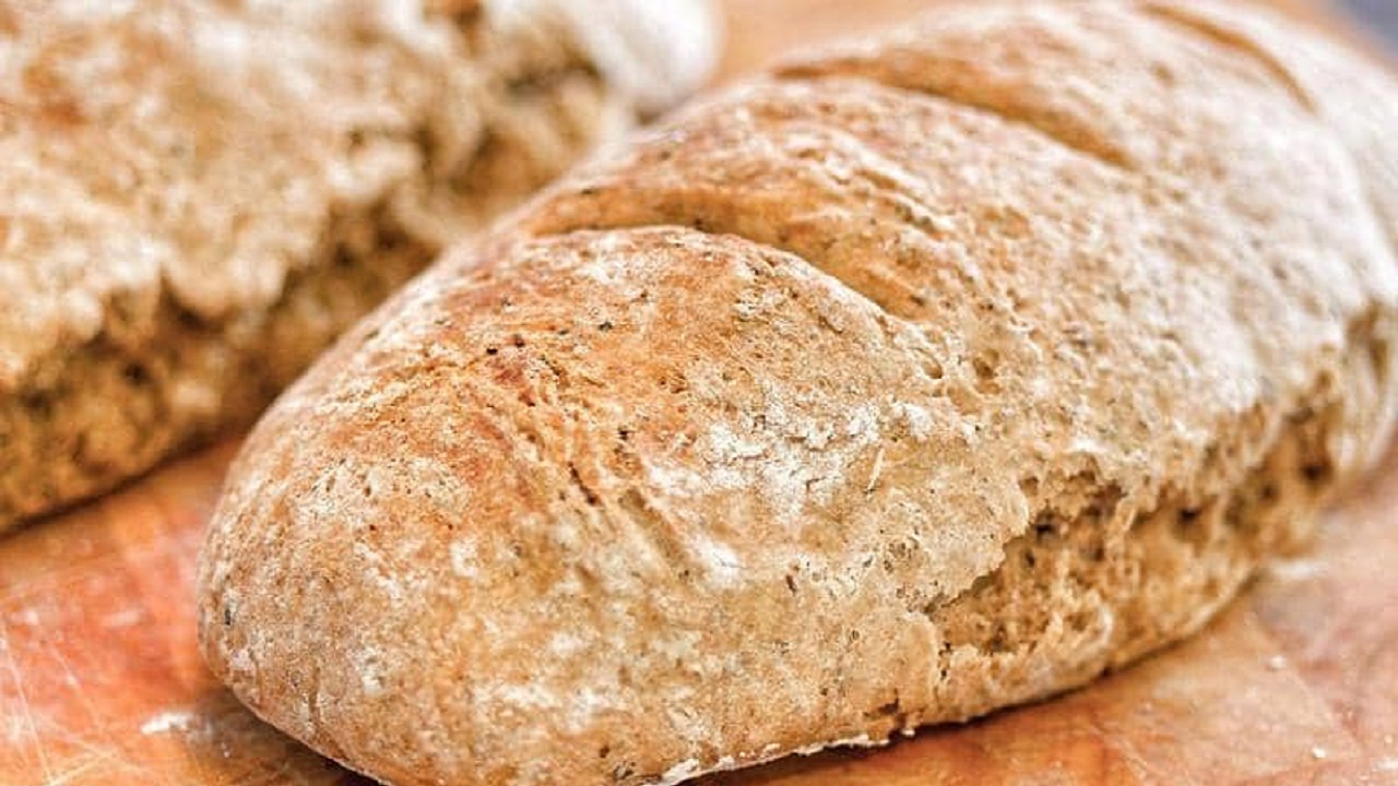 کدام یک بهتر است؛ گندم کامل یا غلات کامل؟