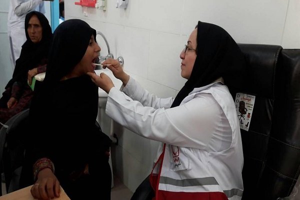 پزشکان و پیراپزشکان هلال احمر همدان به ایلام اعزام می‌شوند