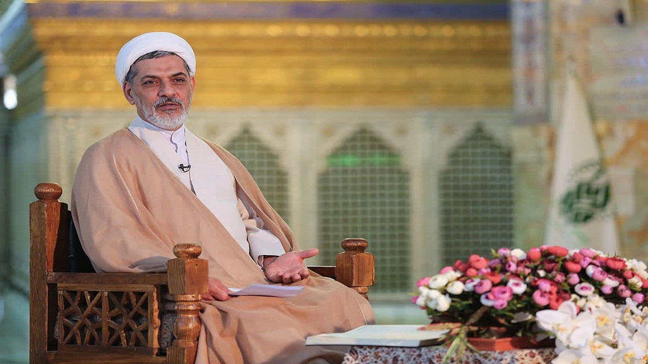 طبق دین اسلام سه نوع احترام مذموم است