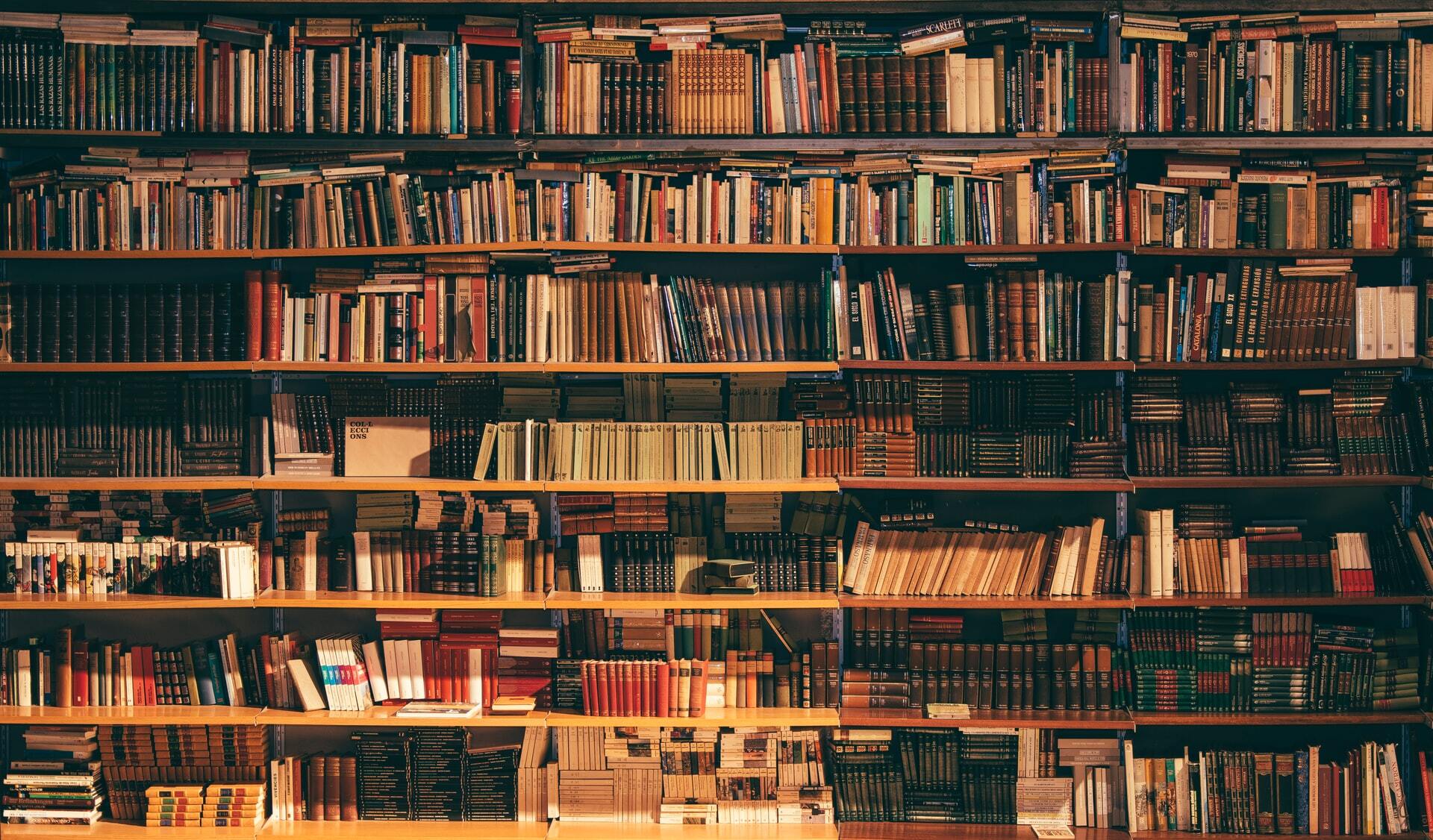 روز ۲۴ آبان ماه عضویت در کتابخانه‌ های زنجان رایگان است