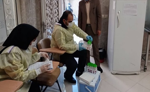 ارسال روزانه حدود ۳۰۰ نمونه مشکوک به کرونا به آزمایشگاه&zwnj;های قم