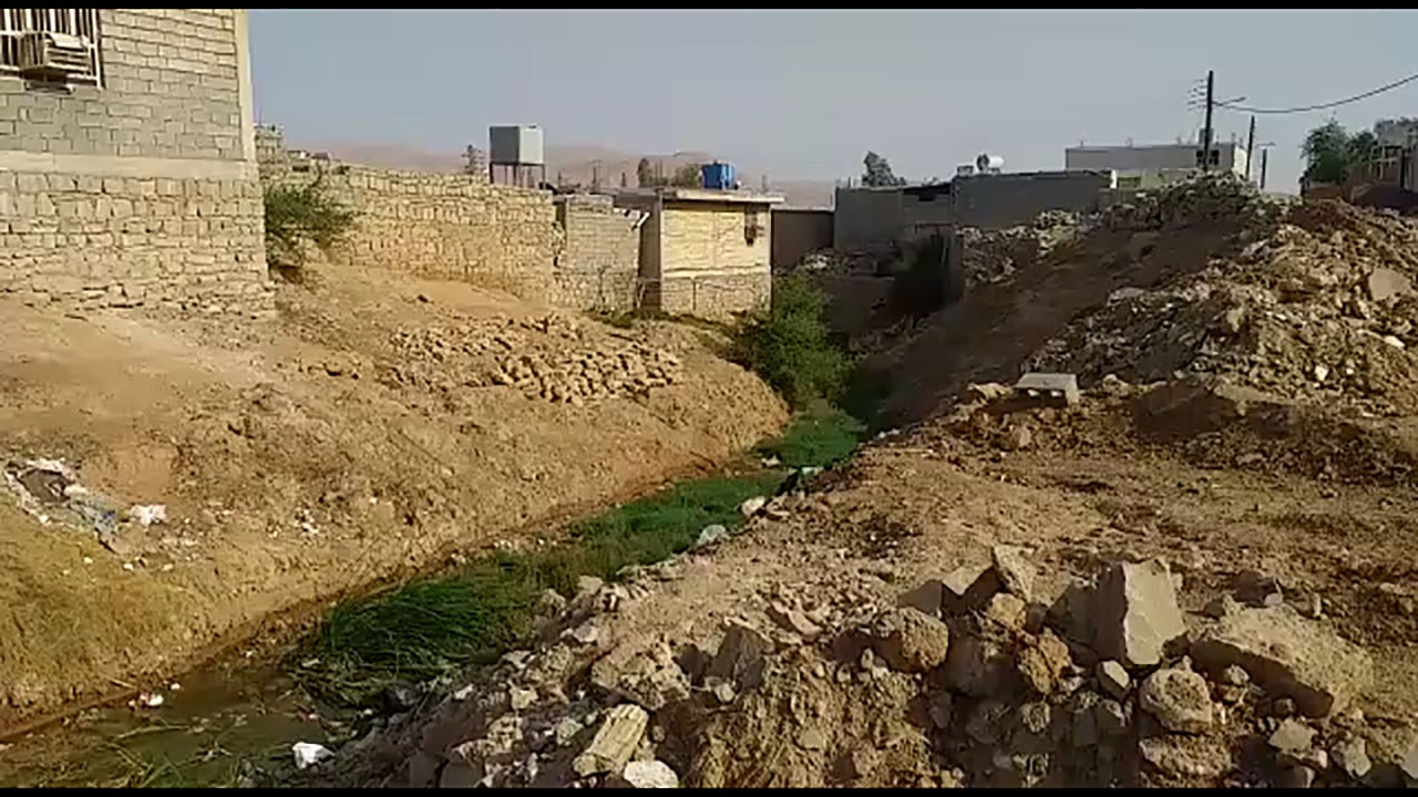 فیلمی از وضعیت نامناسب بهداشت در محله ریل وی