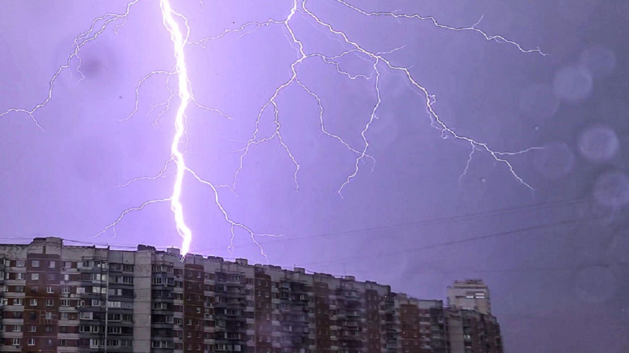 کشف روشی جدید برای کنترل رعد و برق