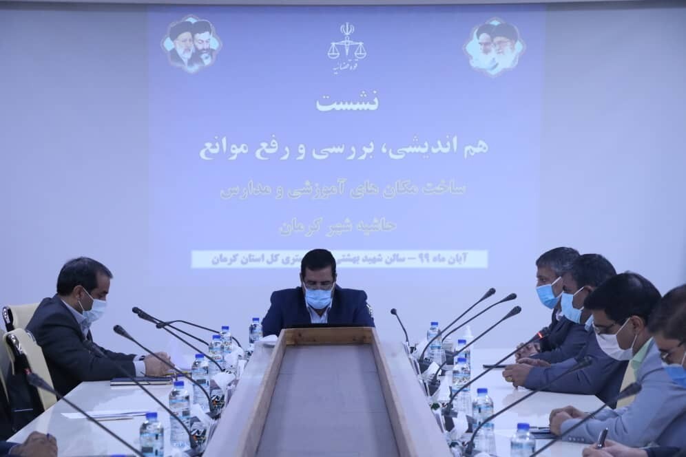 اختصاص ۴۰۰۰ متر زمین دولتی برای ساخت مدرسه در کرمان