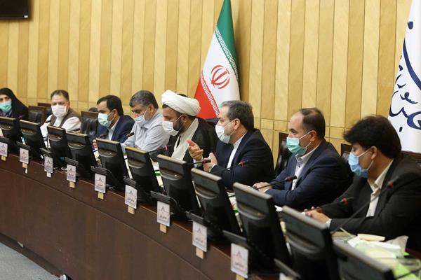 شست فراکسیون ولایی مجلس با حضور عراقچی