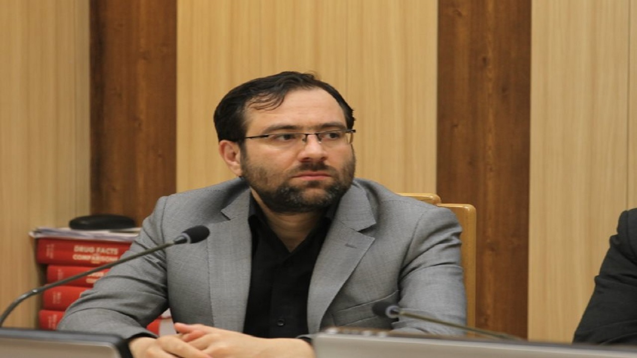 مجوزی برای مطالعات انسانی واکسن کرونا صادر نشده است/ کاهش کمبودهای دارویی از ۲۶۰ به ۹۴ قلم