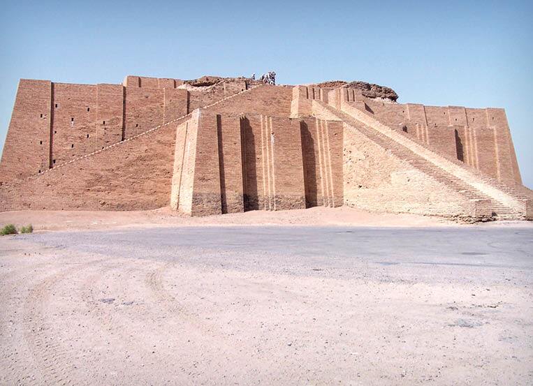هرم&zwnj;هایی عجیب&zwnj;تر از اهرام مصر/ از بزرگ&zwnj;ترین هرم باستانی دنیا در مکزیک تا  هتل هرمی در وسط شهر رم