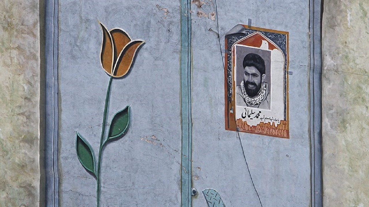 ما وظیفه‌داریم دفاع مقدس را به فرزندان خود بازگو و آن را ترویج کنیم