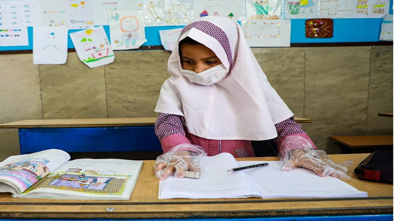 پوشش تحصیلی در دوره ابتدایی بیش از ۹۸ درصد می‌باشد