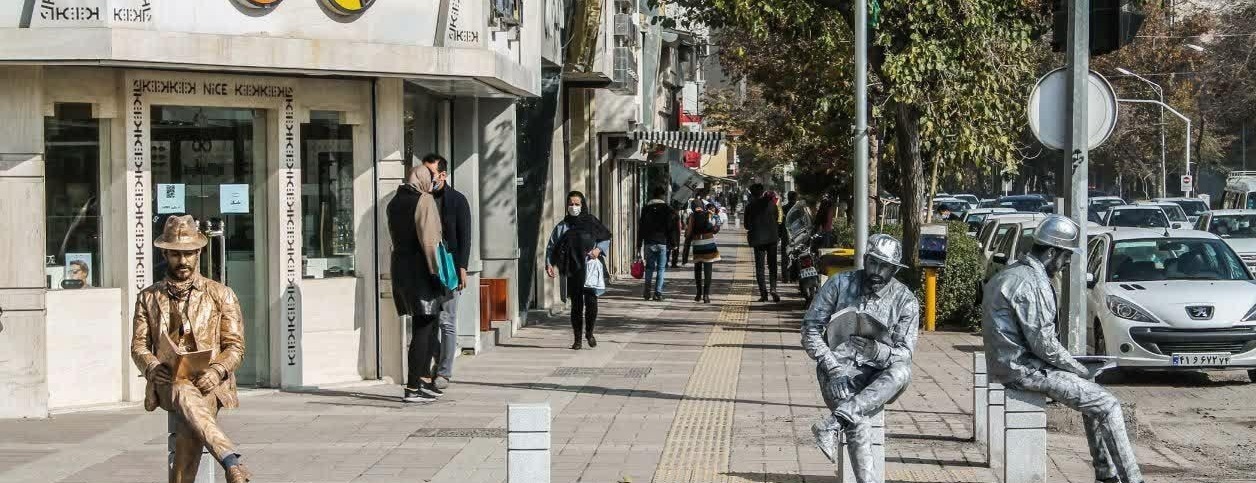 اقدامی خلاقانه در مشهد همزمان با طرح پاییزه کتاب