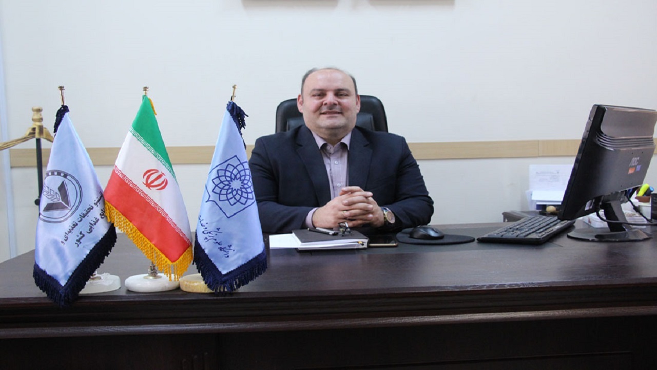 کودکان باید از یک رژیم غذایی متعادل پیروی کنند