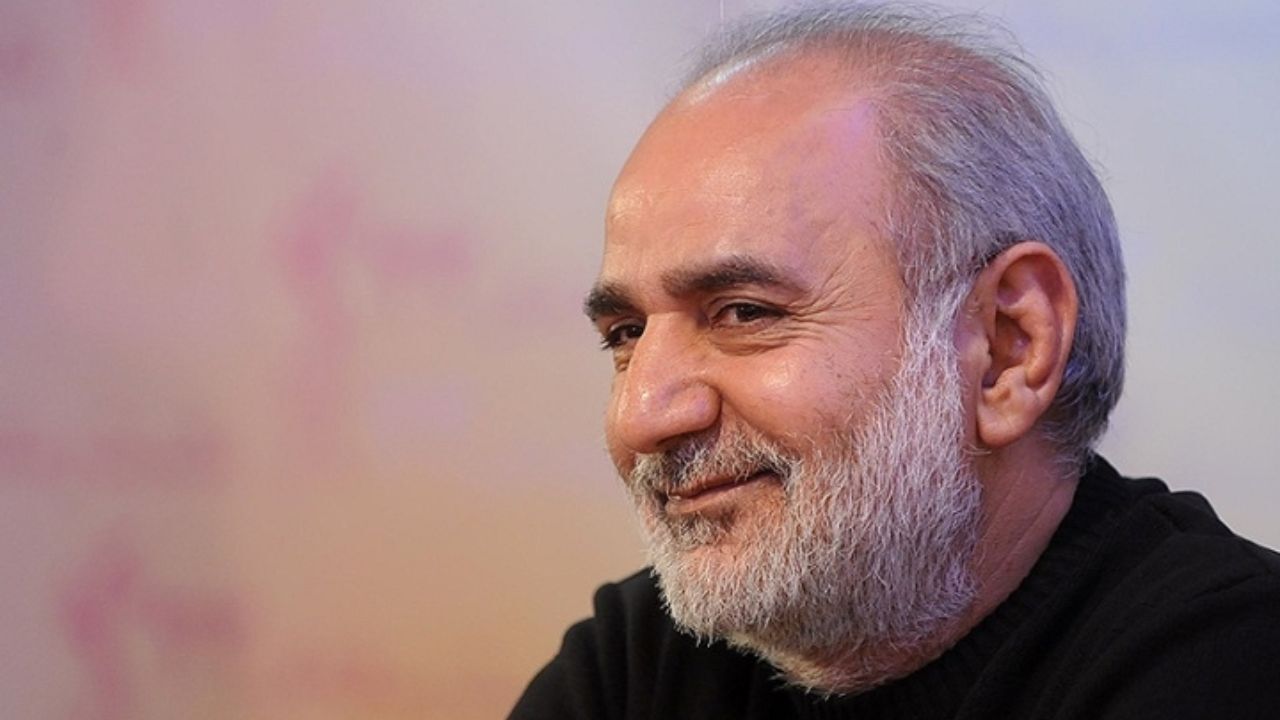 ویدئویی طنز از کودکی که با ماسک آبنبات می خورد + فیلم