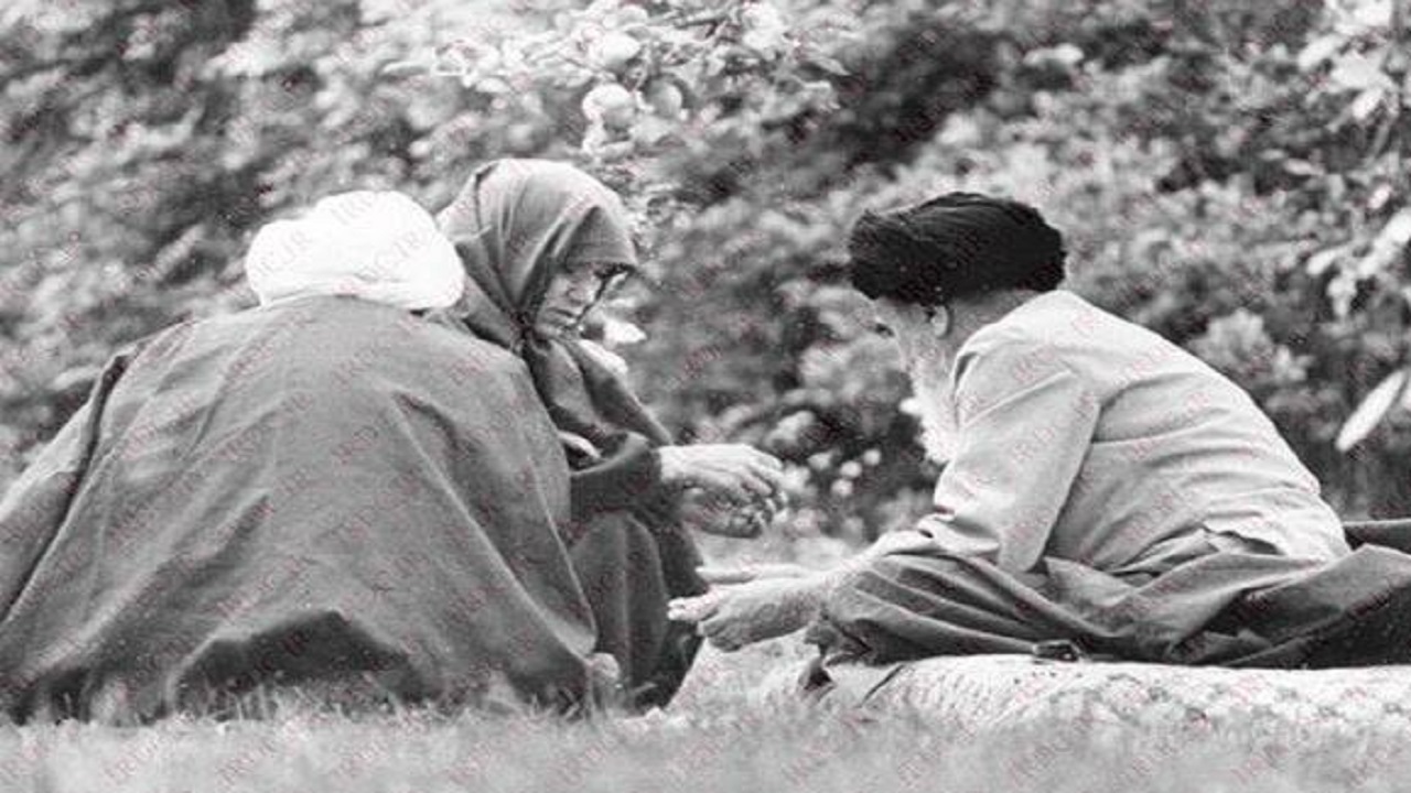 «روز‌های رقم خوردن تاریخ در نوفل‌لوشاتو» در آیینه روایت زنده‌یاد مرضیه حدیدچی