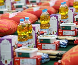اهدای ۵۰ هزار بسته معیشتی در آذربایجان شرقی