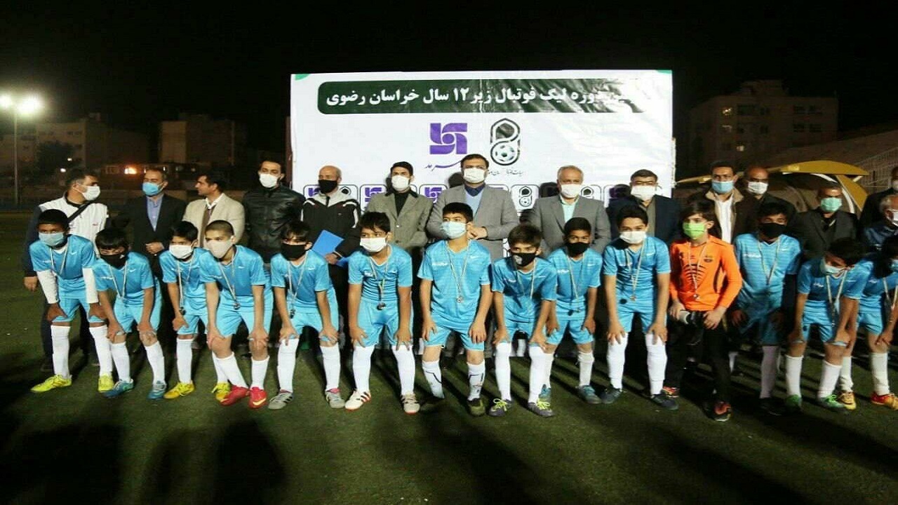 تیم مدرسه فوتبال ملی پوشان تربت جام نائب قهرمان استان شد