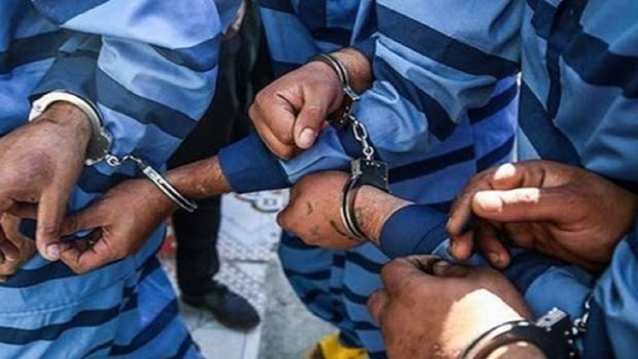 انهدام باند سارقان منازل در عملیات مشترک پلیس قم و مرکزی