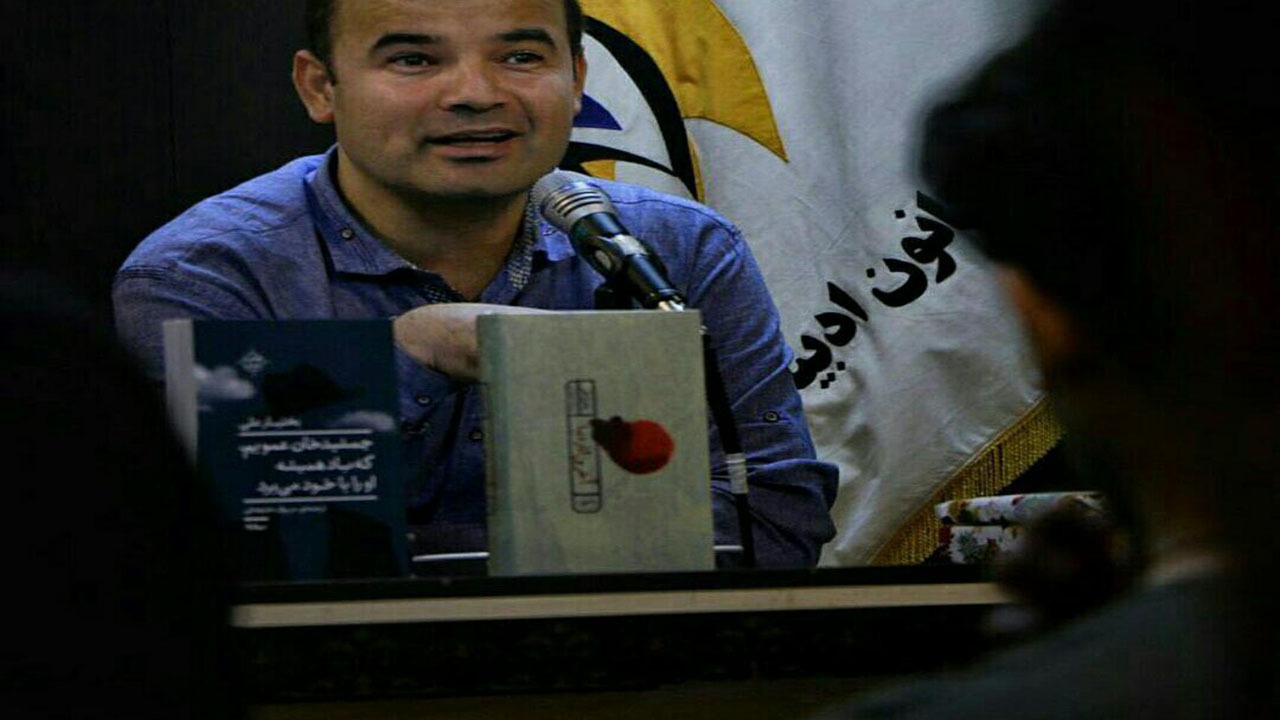 می&zwnj;خواهم ترجمه هایم پلی برای ارتباط دوستانه بین دو فرهنگ باشد
