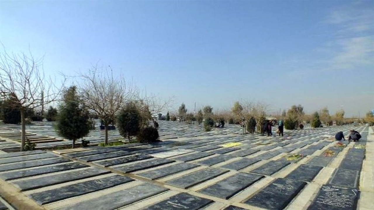 آرامستان‌های ایلام مهم‌ترین کانون فوت کرونا هستند