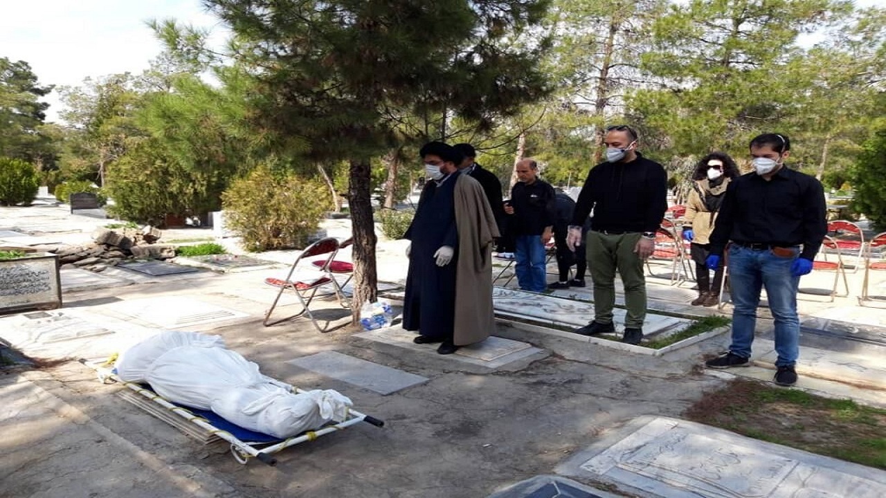 تشریفات عزا در آرامستان زاهدان ممنوع شد
