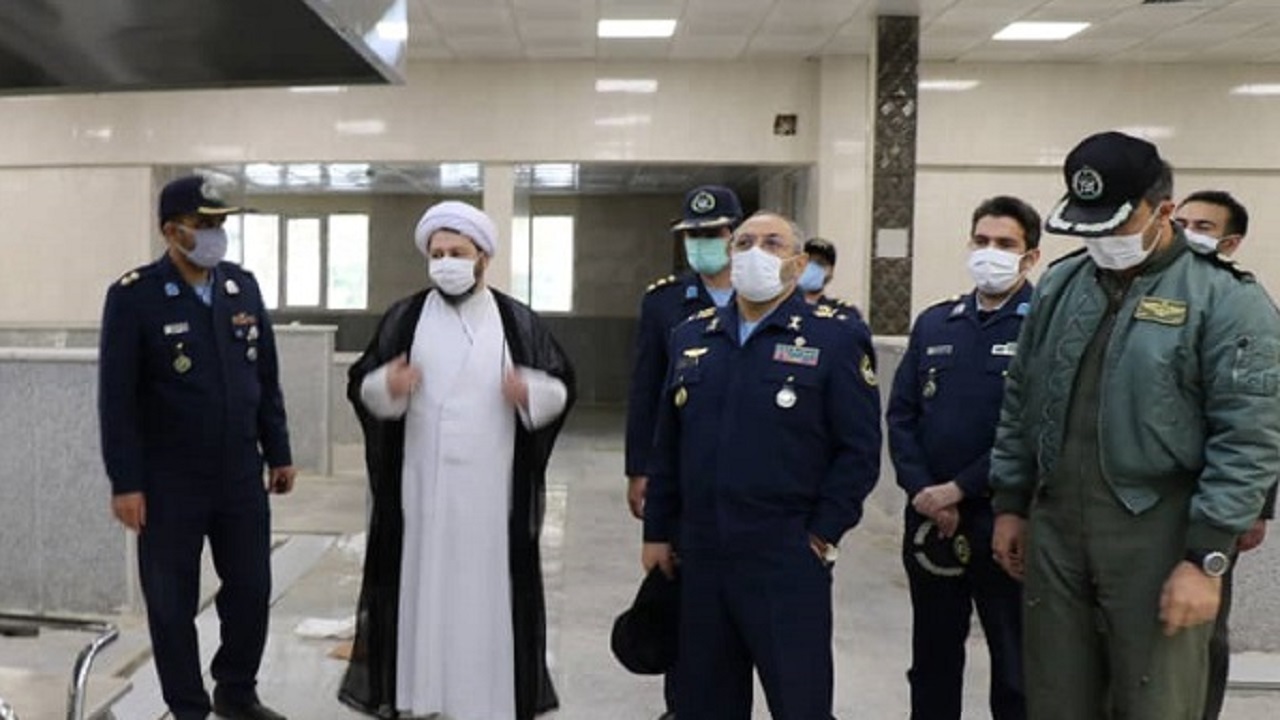 فرمانده نیروی هوایی ارتش از دانشگاه شهید ستاری بازدید کرد