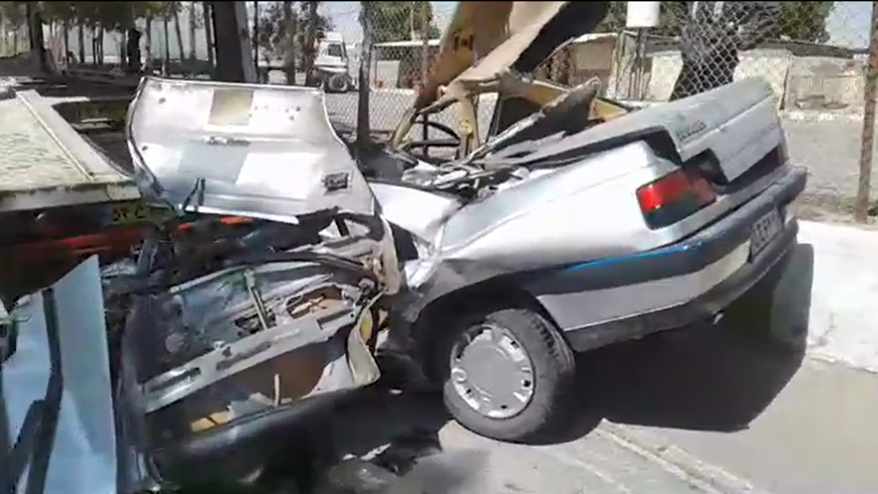 تصادف مرگبار خودرو پژو با تریلی در بندرکنگ