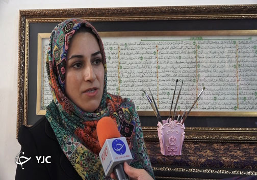 نقشهای نورانی بر روی تار عنکبوت نقشهای نورانی بر روی تار عنکبوت