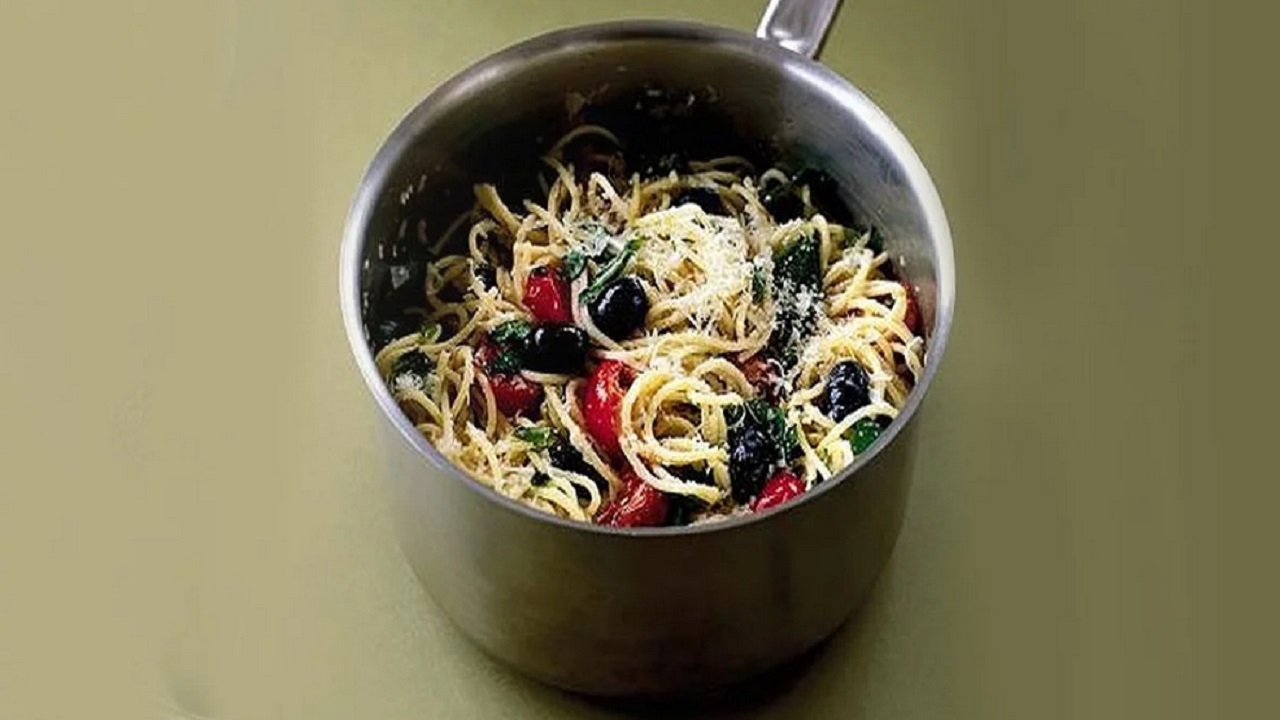 آموزش آشپزی؛ از املت هندی پاراتا تخم&zwnj;مرغ و دلمه کدو حلوایی متفاوت تا طرز تهیه انواع کورن داگ خوشمزه + تصاویر