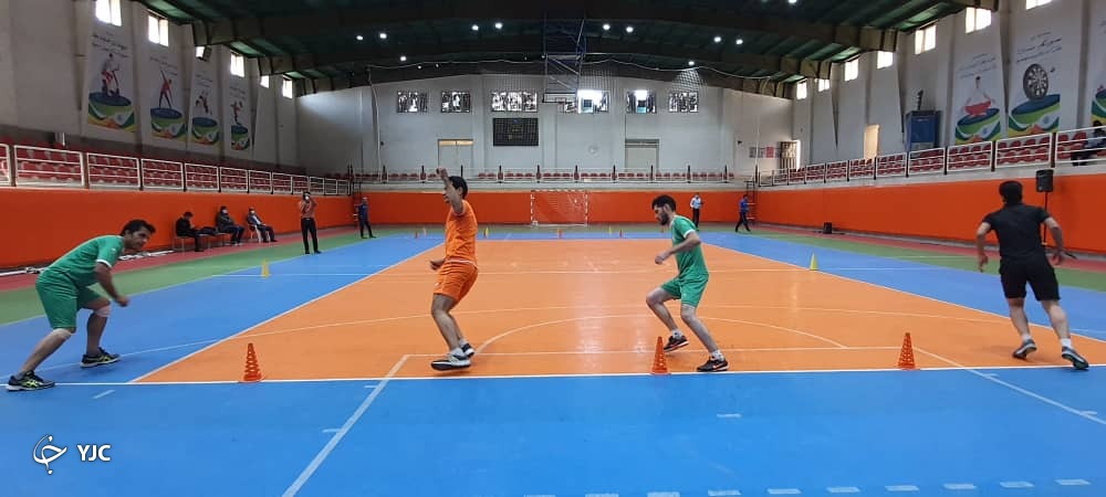 انجام تست آمادگی جسمانی از داوران کرمانی