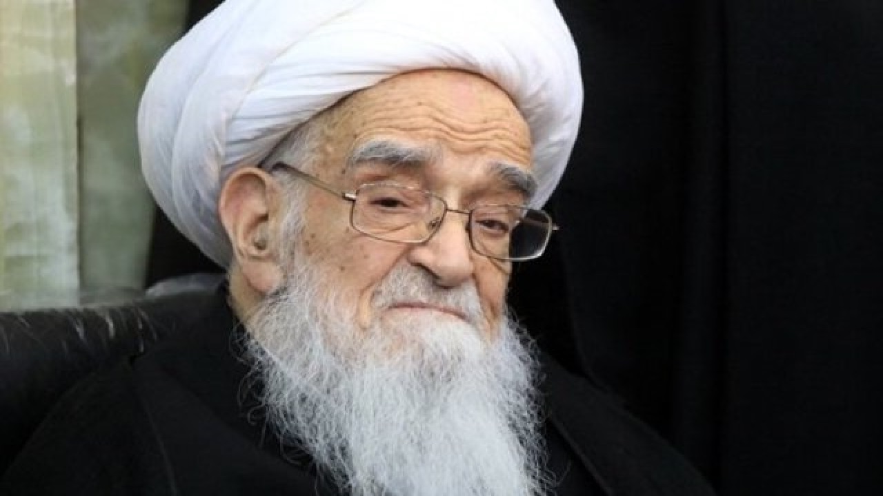 استفاده از دانش معتبر در هر عصر از افتخارات حوزه علمیه است