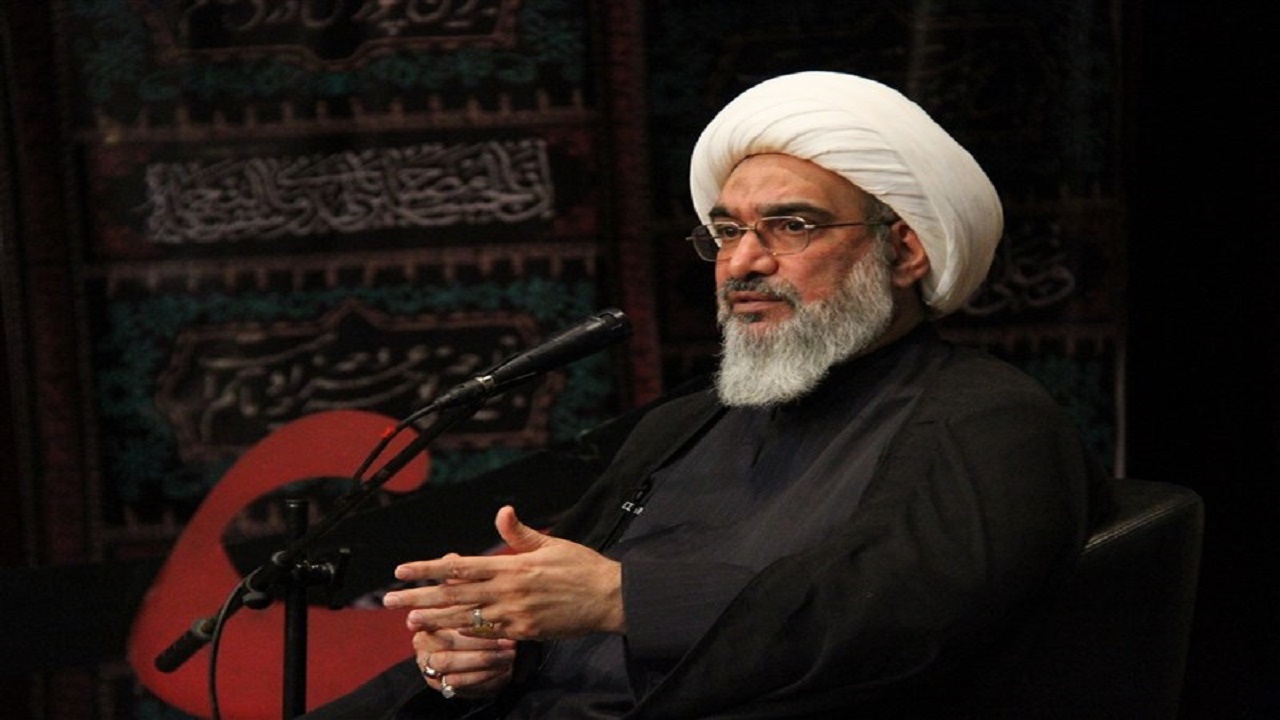 ایمان به خدا و خدمت&zwnj;گزاری خالصانه ۲ صفت مهم مسلمانان است