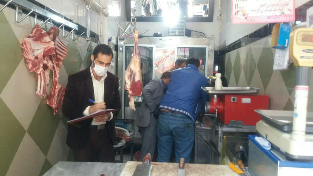 کشف بیش از ۱۲۰ کیلو گوشت فاسد مرغ و دام در اسدآباد