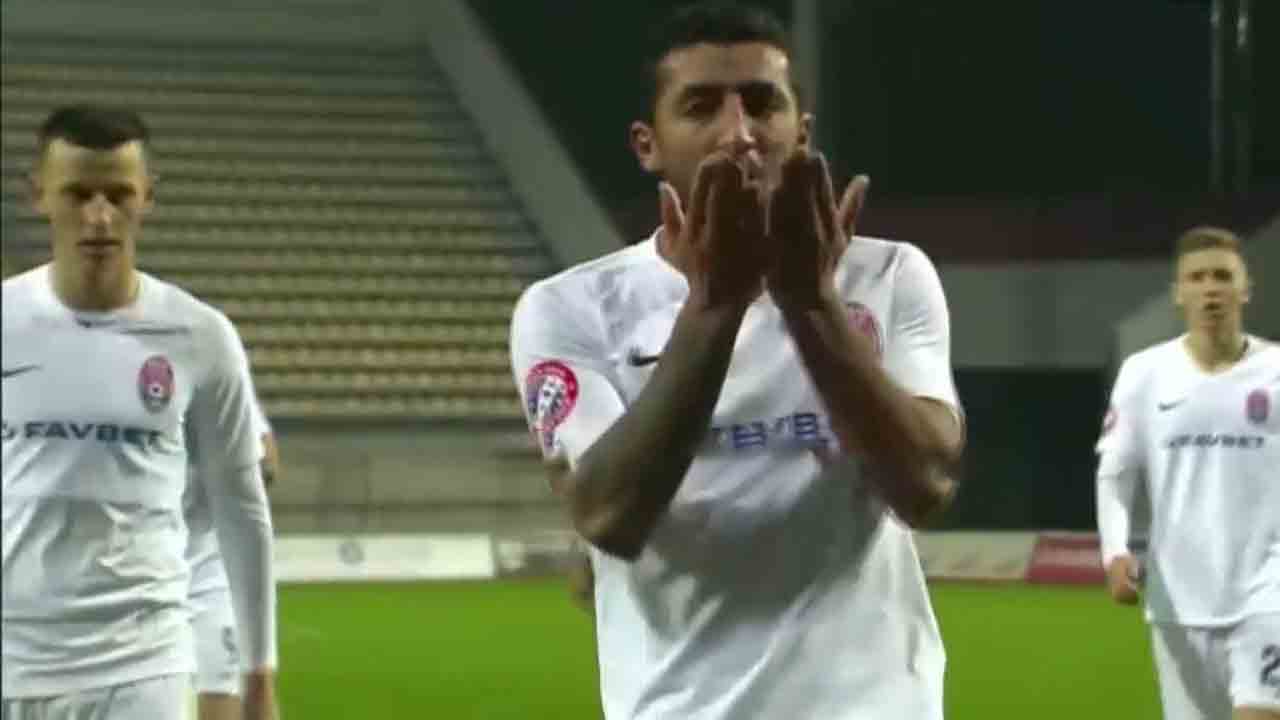  الهیار صیادمنش 