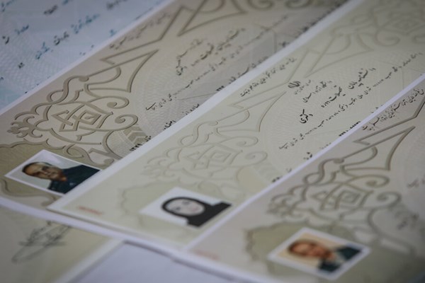 مسئولانی که یک شبه بدون کلاس و امتحان دکتر یا مهندس می&zwnj;شوند