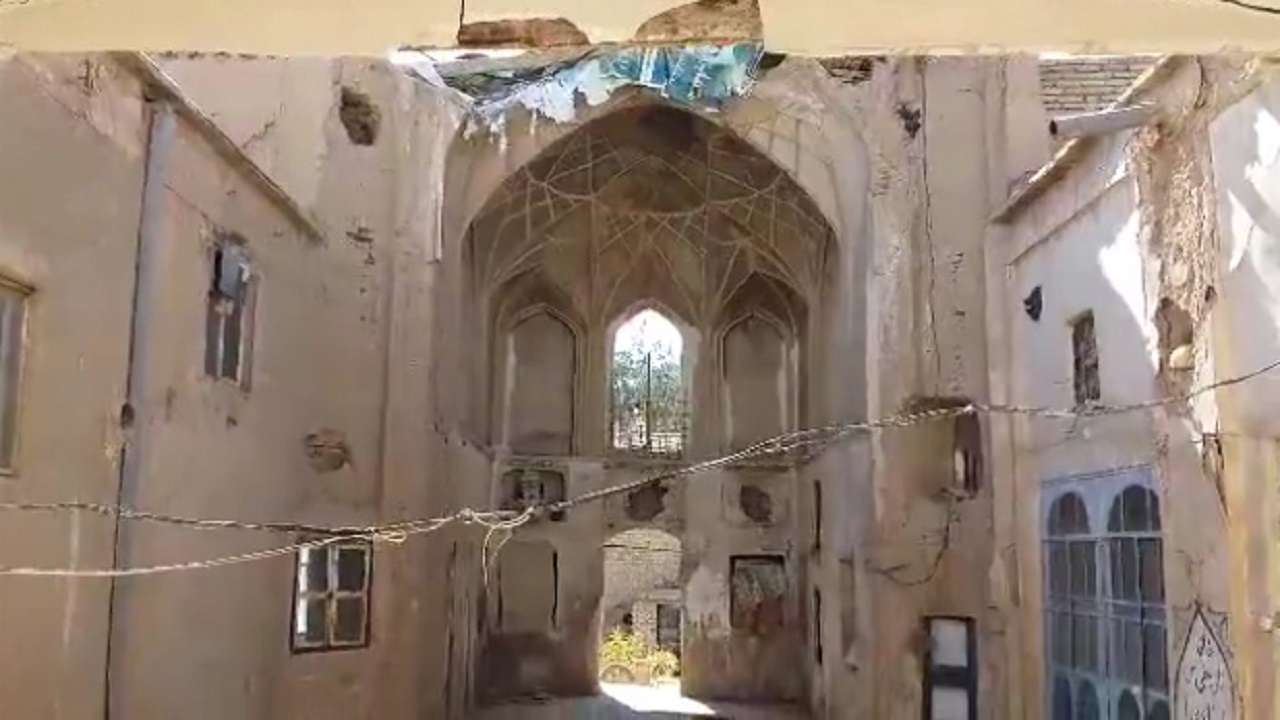 نگاهی به آثار تاریخی مغفول مانده در آران و بیدگل + فیلم