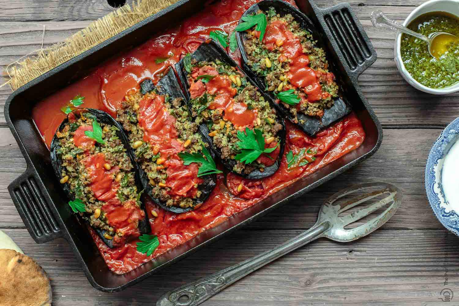 طرز تهیه بادمجان شکم پر مجلسی ؛ به دو روش ترکی و شمالی