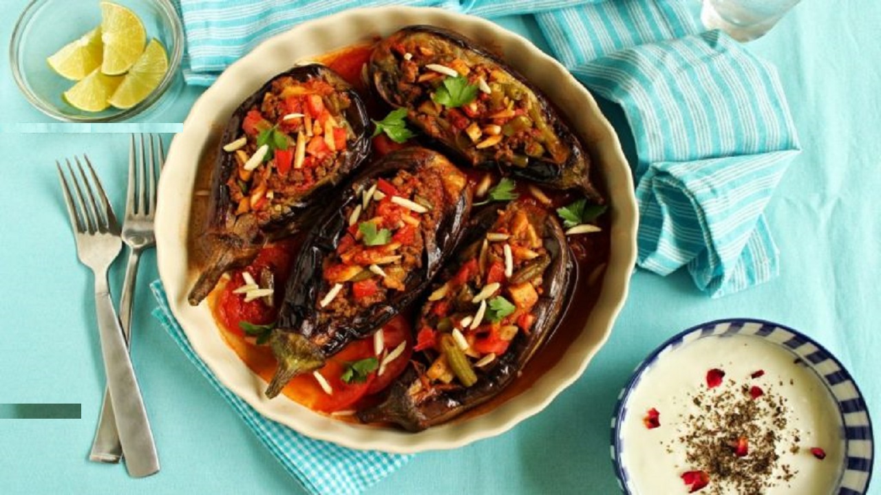 طرز تهیه بادمجان شکم پر مجلسی ؛ به دو روش ترکی و شمالی