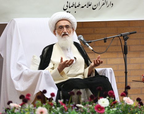 تجلیل آیت الله العظمی نوری همدانی از خدمات آیت الله فاضلیان