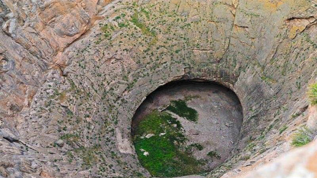 ماجرای هولناک زندان سلیمان/ ارتباط بین زندان دیو و حضرت سلیمان در چیست؟