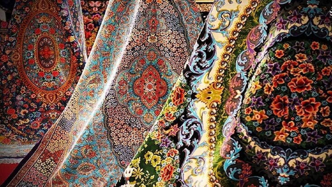دست رنج بافنده‌های فرش استان سمنان به نام و کام دیگر استان‌های کشور است