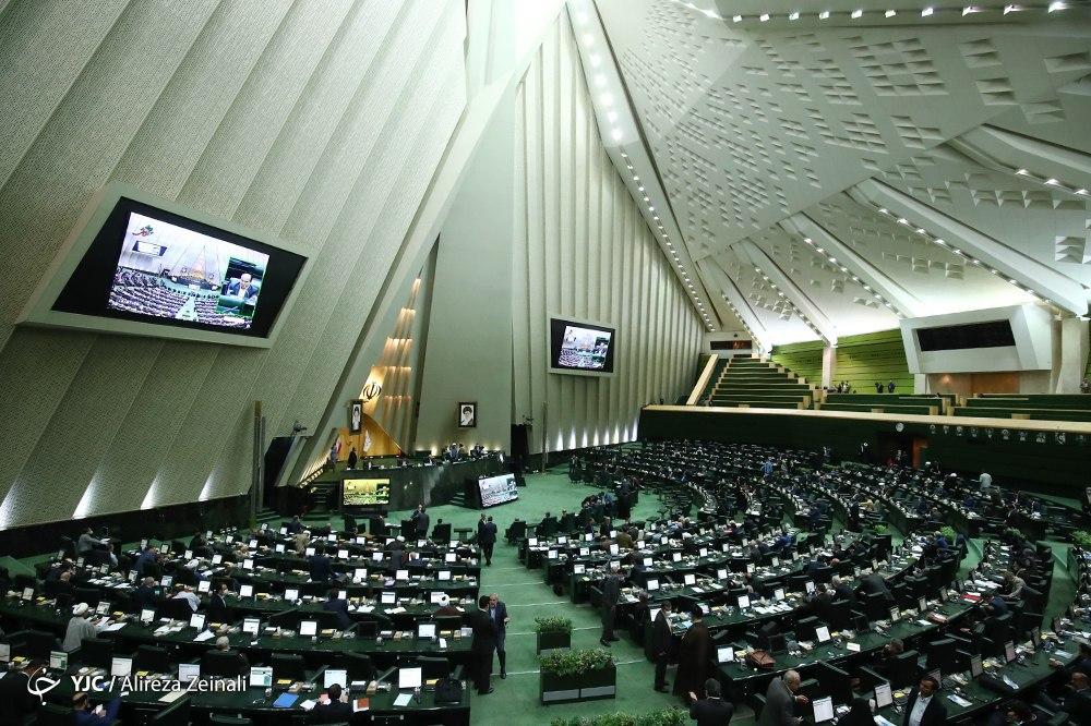 یک فوریت طرح رتبه بندی معلمان تصویب شد