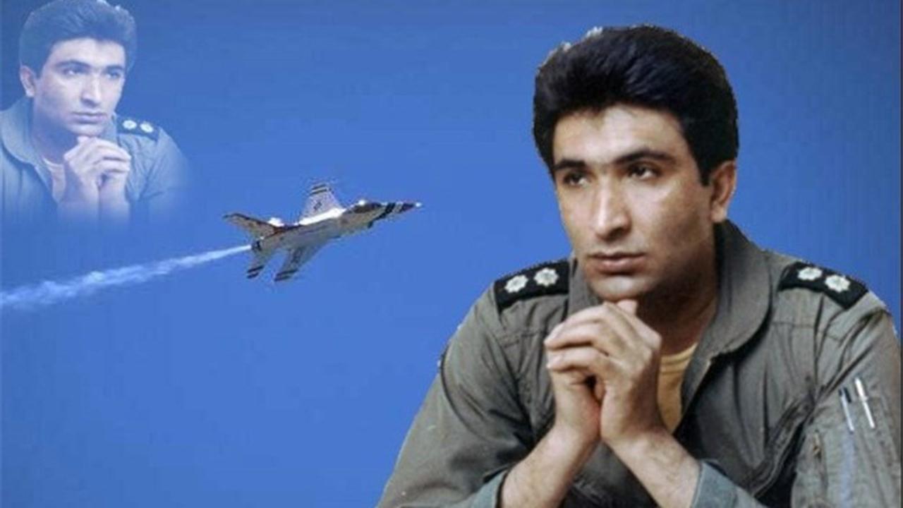 نصب تندیس جدید خلبان شهید عباس دوران در شیراز