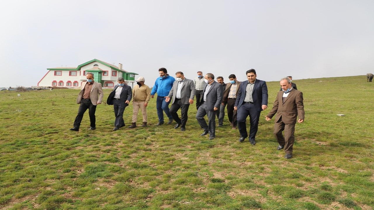 عملیات نصب دکل‌ها در پیست اسکی روی چمن فندقلو آغاز می‌شود