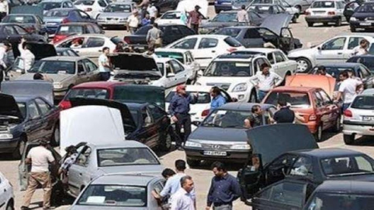 سودجویی ۱۰۰ هزار میلیارد تومانی دلالان خودرو