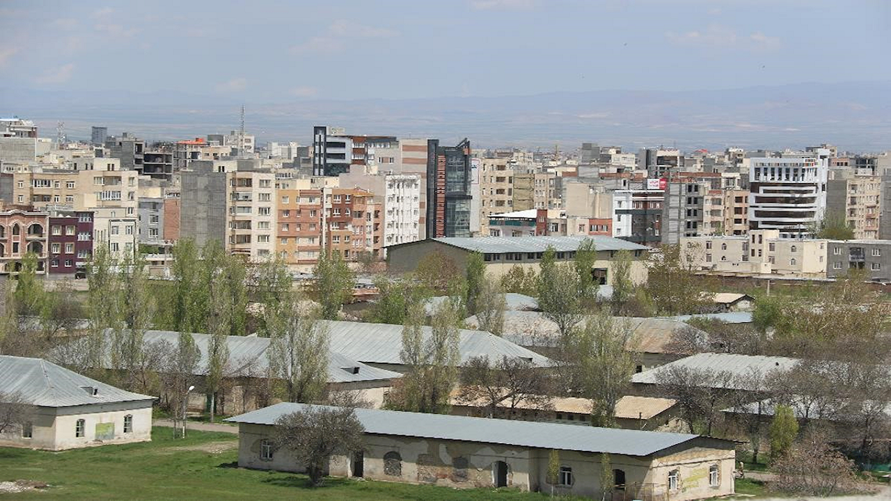 پادگان اردبیل تعیین حریم می‌شود
