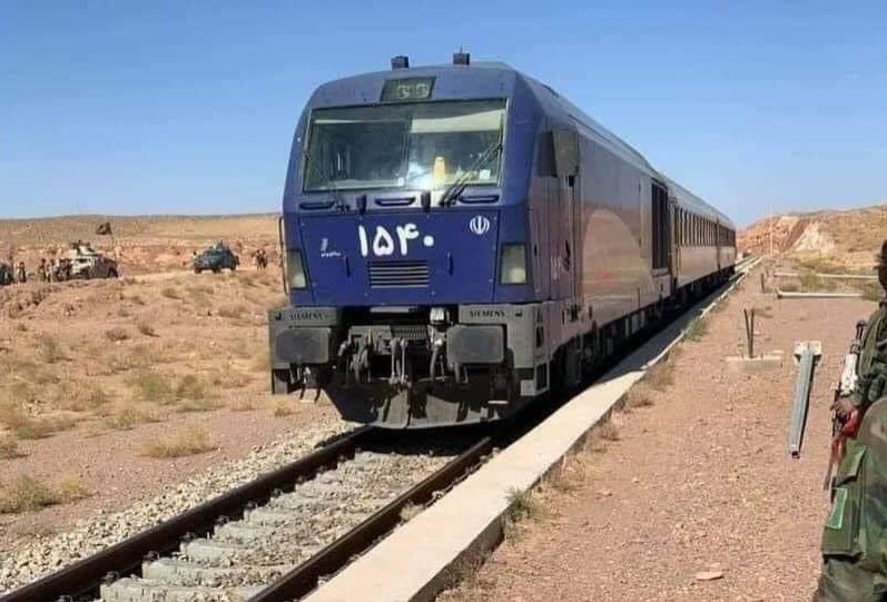 نخستین قطار مسافربری خواف ـ هرات از ایران به افغانستان رسید