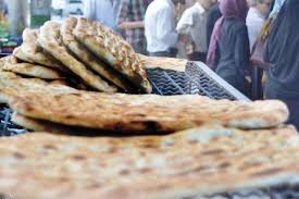 کمبود نان در گرگان نداریم / اعلام آمادگی اداره غله برای افزایش سهیمه آرد نانوایی‌ها