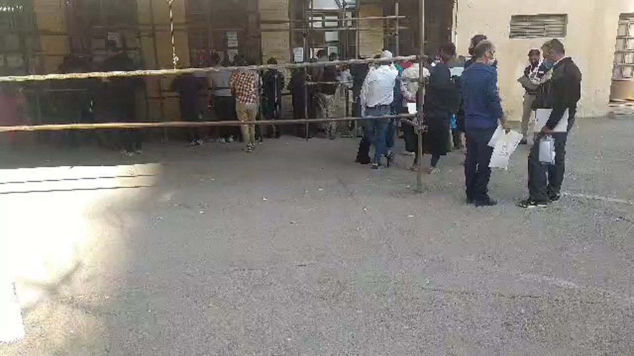 از از