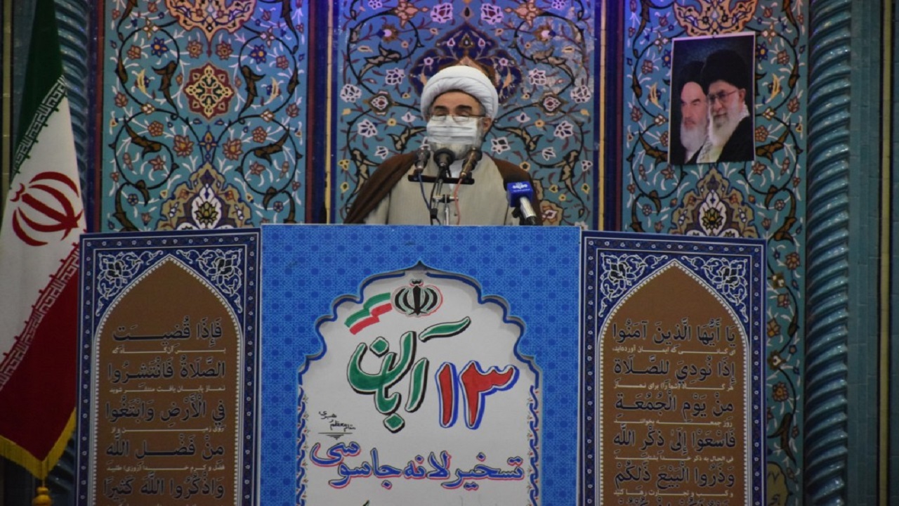 سختی معیشت مانند کرونا مردم را آزار می‌دهد