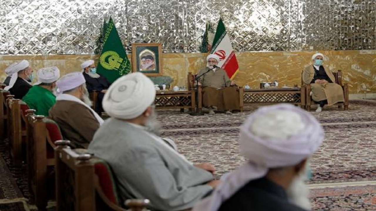 مسلمانان دنیا باید کالا‌های فرانسوی را تحریم کنند