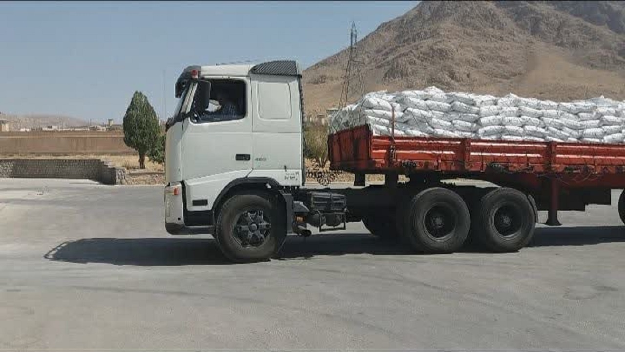 توزیع ۳۲ تن کود سوپر فسفات تریپل در چهارمحال و بختیاری